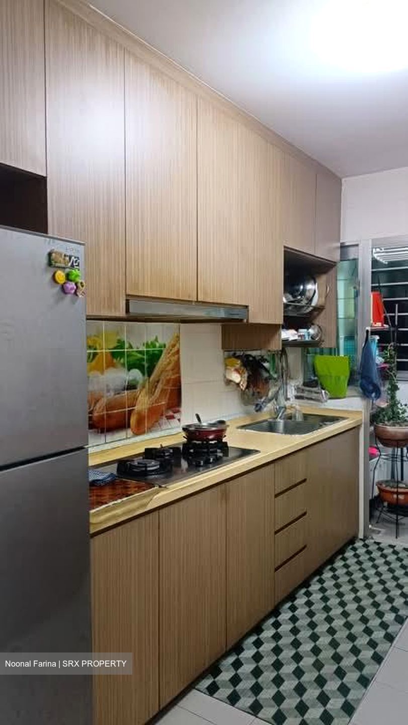 Blk 428B Floral Spring @ Yishun (Yishun), HDB 4 Rooms #579096931